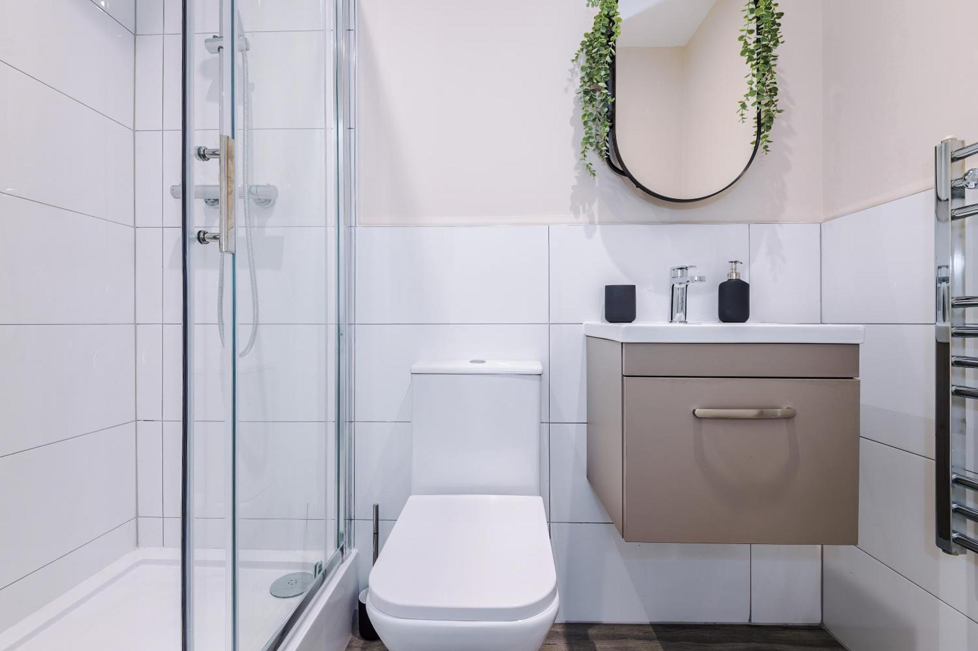 Deluxe New Build 2 Bedroom 2 Bathroom Apartment - Free Secure Parking 맨체스터 외부 사진